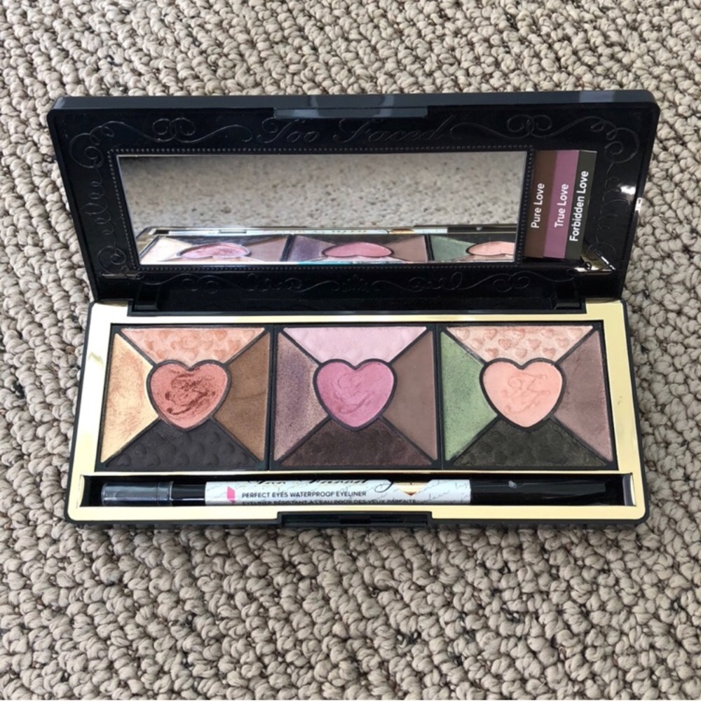 Too Faced Love Palette